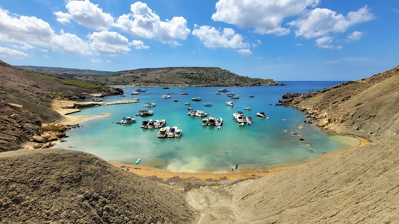 Golden Shores: A Paradise in Mellieħa surrounding landscape