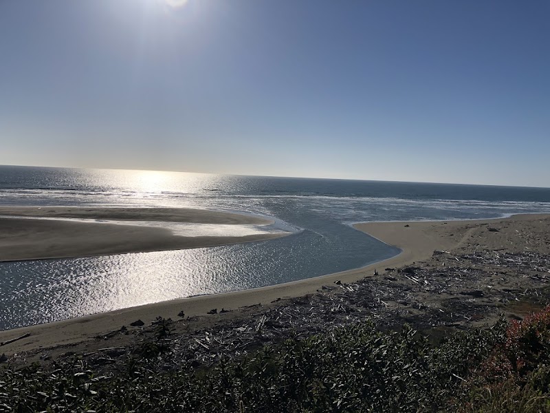 Coastal Serenity at Clam Beach - Clam Beach