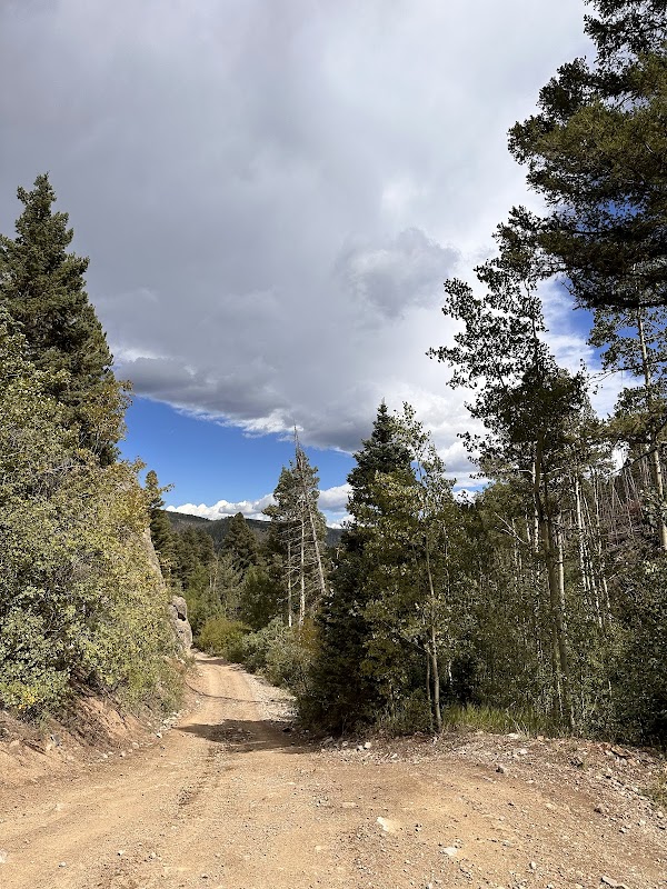 Discover Red River Nature Trail: A Mountain Oasis surrounding landscape