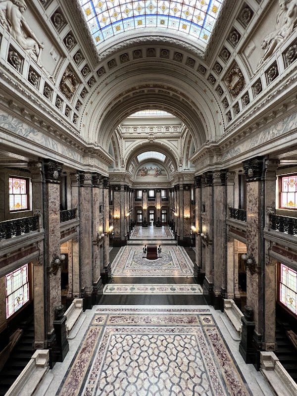 Historic Grandeur: Palacio Legislativo, Montevideo - Palacio Legislativo