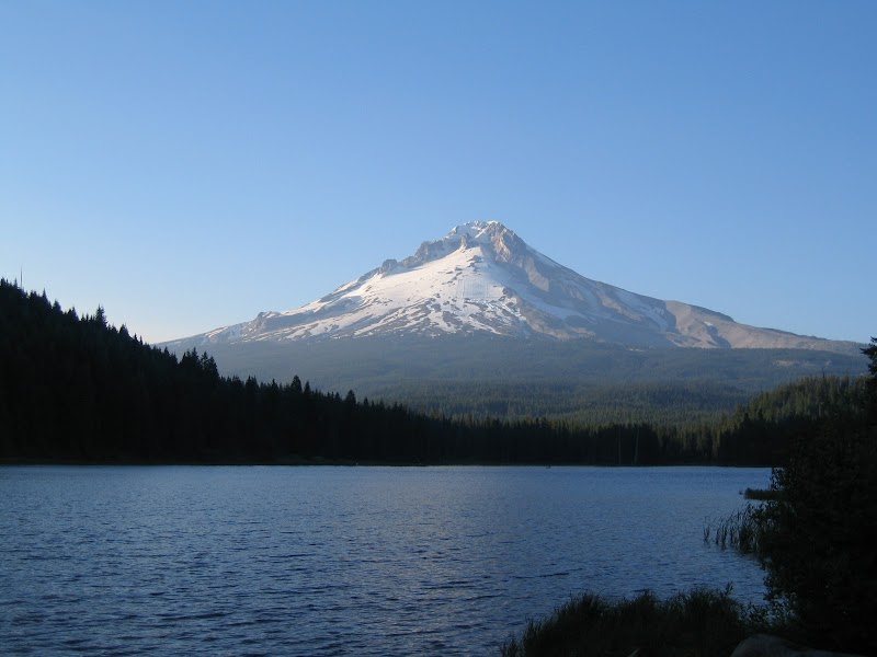 Majestic Mount Hood: Oregon's Iconic Peak surrounding landscape
