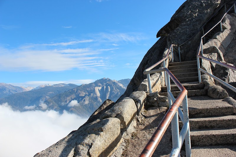 Rock Climbing Adventure on Moro Rock surrounding landscape