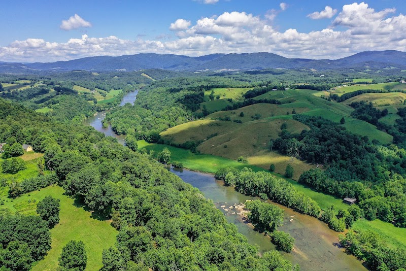 New River: A Serene Wonderland in the Appalachians - New River