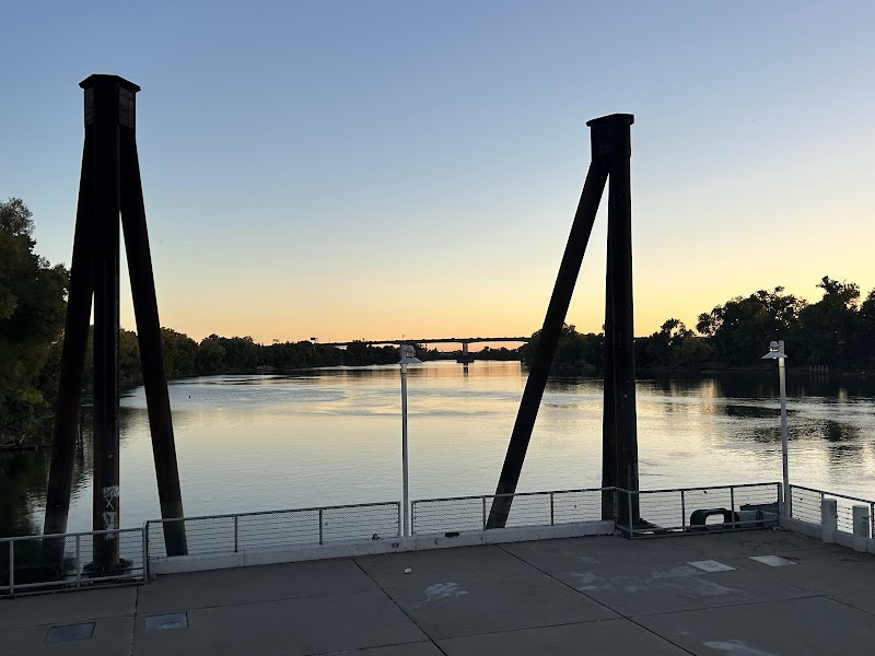 Flowing Serenity: Sacramento River - Sacramento River
