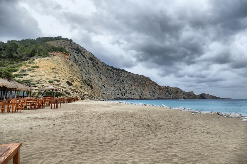 Sandy Retreat: Platja des Jondal, Ibiza - Platja des Jondal