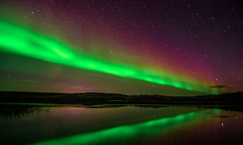 Dance of the Aurora Borealis in Yellowknife - Northern Lights Tours