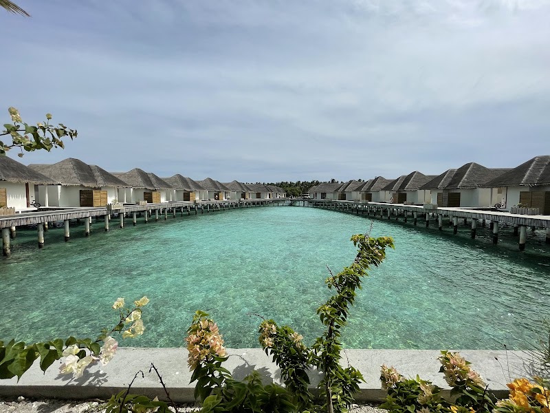 Tropical Paradise: Furaveri Maldives - Furaveri Maldives