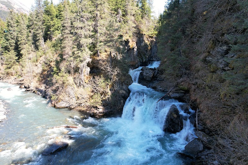 The Cascading Wonder of Winner Creek Gorge - Winner Creek Gorge Trailhead