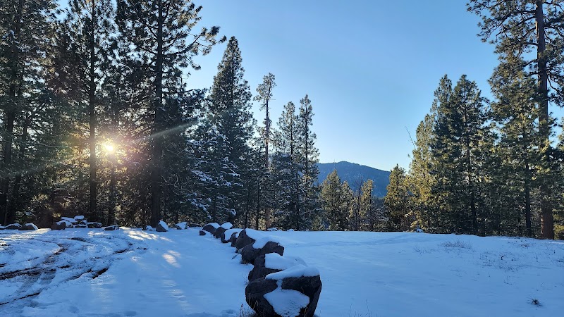 Discover the Natural Charms of Four Corners Trailhead surrounding landscape
