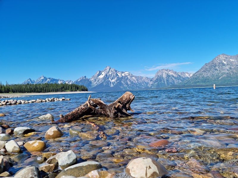 Scenic Splendor along Lakeshore Trail, Moran - Lakeshore Trail