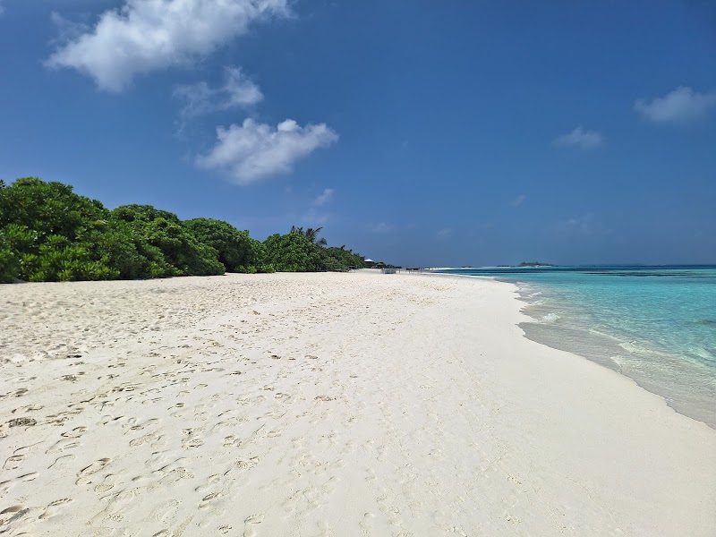 Long Beach Dhigurashu Thun'di: A Tranquil Paradise - Long Beach Dhigurashu Thun'di