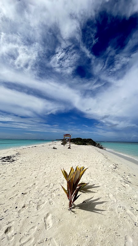 Long Beach Dhigurashu Thun'di: A Tranquil Paradise - Long Beach Dhigurashu Thun'di