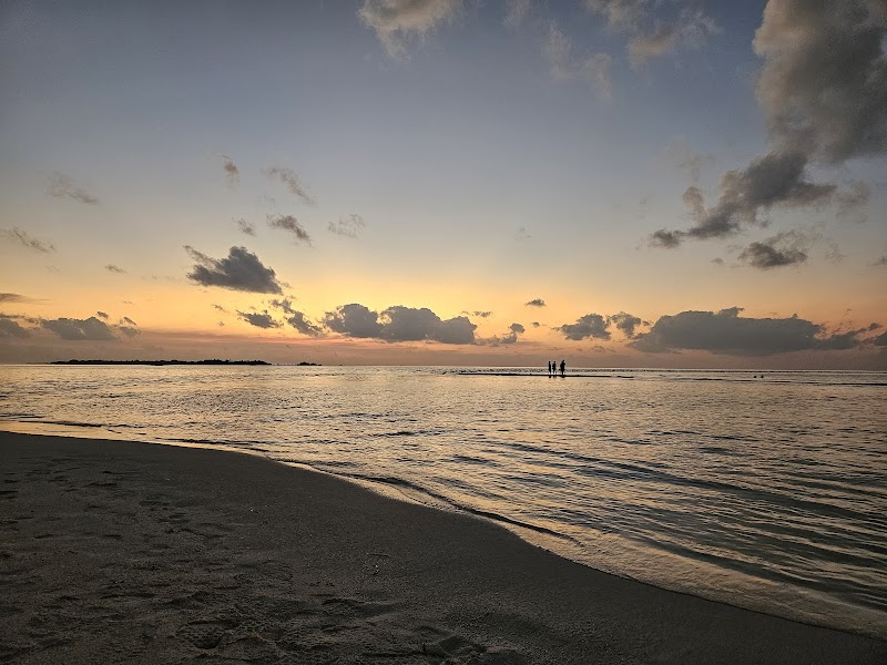 Beach Bliss at Thulusdhoo SunSet Beach - Thulusdhoo SunSet Beach