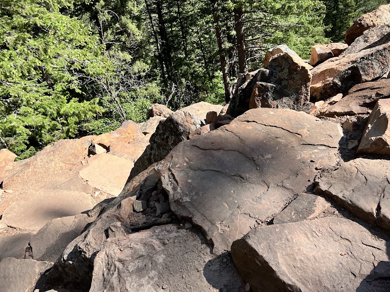 Discover the Majestic Royal Arch in Boulder surrounding landscape