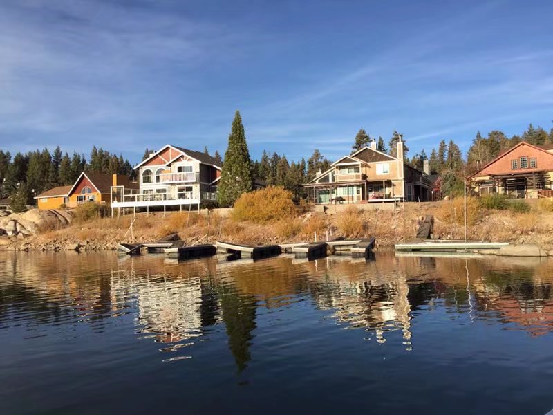 Winter Wonderland: Big Bear Lake - Big Bear Lake