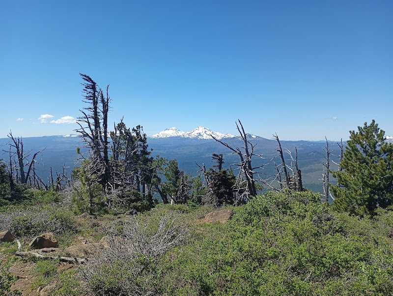 Breathtaking Views at Black Butte Upper Trailhead surrounding landscape