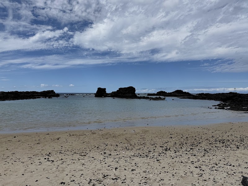 Tidal Pool Wonders at Kukio 'Keiki' Beach - Kukio “keiki” beach