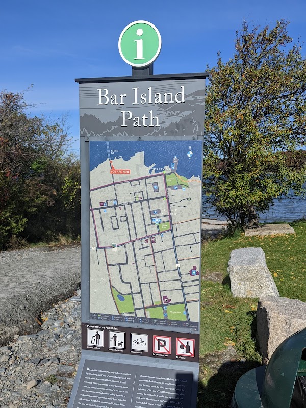 Crossing the Waters: Bar Island Land Bridge surrounding landscape