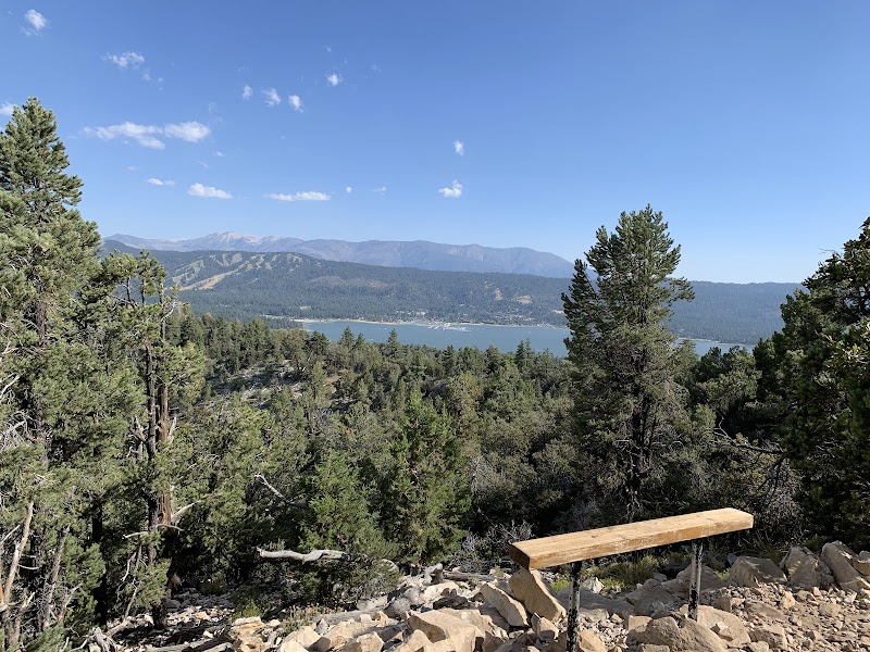 Hiking at Cougar Crest Trailhead surrounding landscape