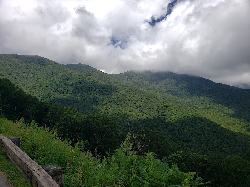 Spectacular Vistas at Lane Pinnacle Overlook - Lane Pinnacle Overlook