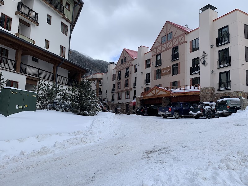 Winter Wonderland at Taos Ski Valley surrounding landscape