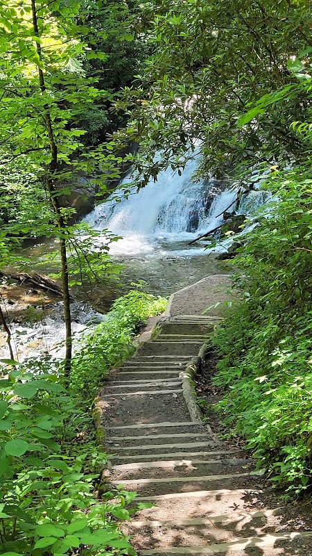 Waterfall Wonder: Indian Creek Falls surrounding landscape