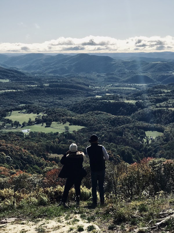 Discover the Serenity of Canaan Valley surrounding landscape