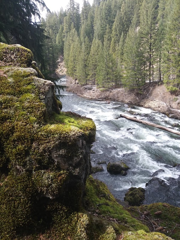 Rogue River: Nature's Gem in Oregon - Rogue River