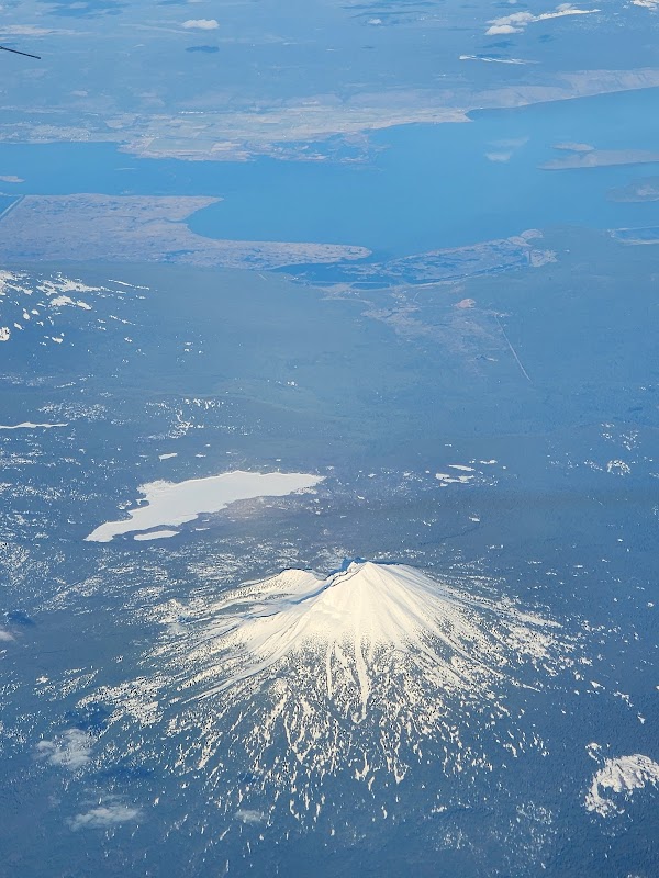 Majestic Mountain Peaks: Mount McLoughlin - Mount McLoughlin