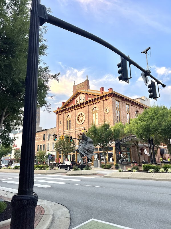 Stroll Through Hamilton's Urban Artistry - The Walking Tour Company