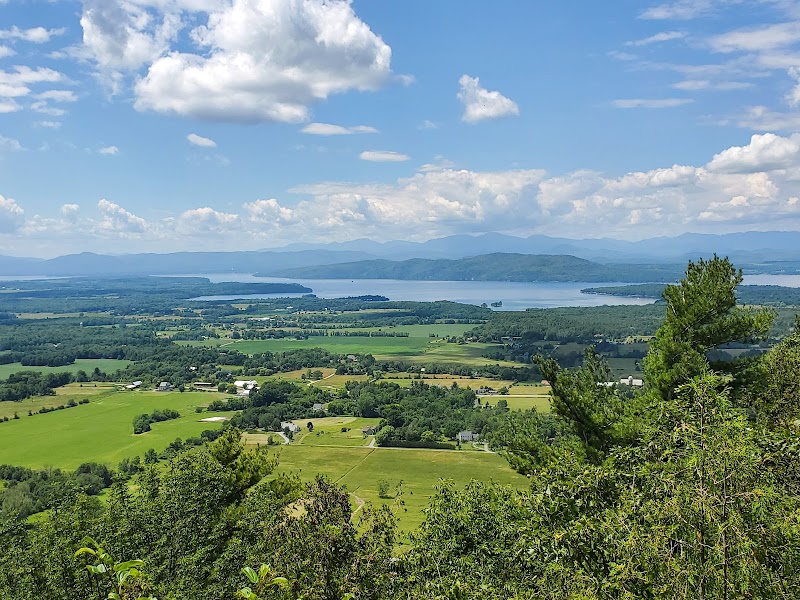 Scenic Peaks at Mt. Philo State Park - Mt. Philo State Park