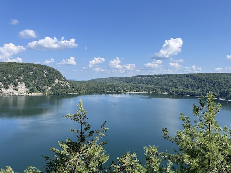 Hiking Adventures on West Bluff Trailhead - West Bluff Trailhead