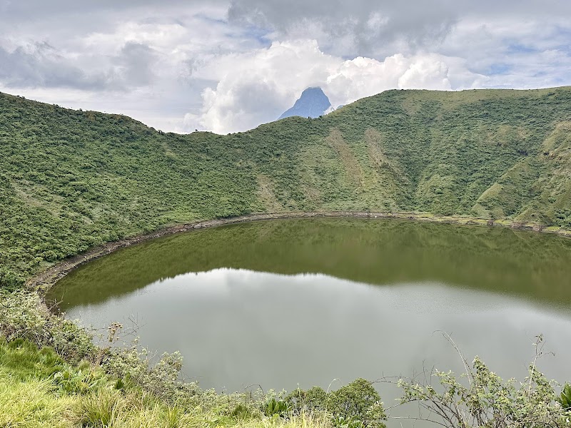 Bisoke Hike: Awe-Inspiring Volcano Adventure - Bisoke Hike Volcanoes National Park