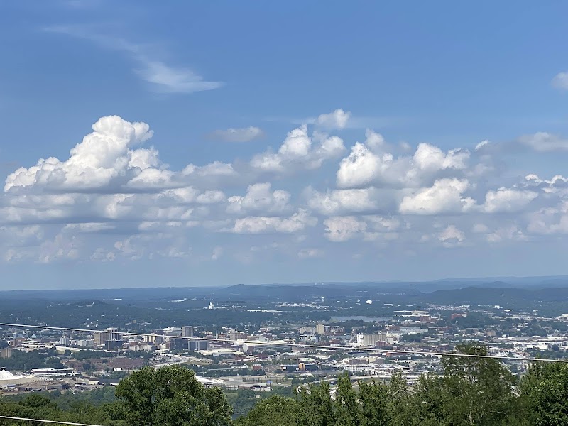 Historic Beauty and Scenic Views at Cravens House - Cravens House