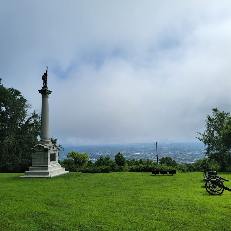 Historic Beauty and Scenic Views at Cravens House - Cravens House