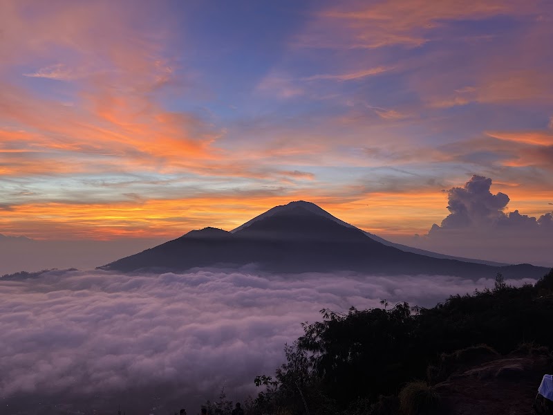 Sunrise Majesty at Mount Batur - Mount Batur Sunrise Trekking With Breakfast And Hot Spring