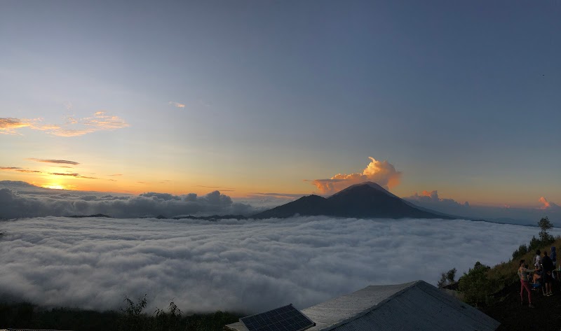 Sunrise Majesty at Mount Batur - Mount Batur Sunrise Trekking With Breakfast And Hot Spring
