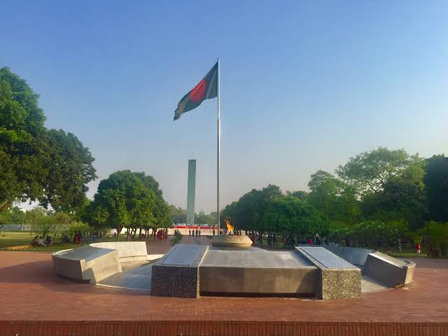 Peace and Reflection at Sohrawardy Udyan - Sohrawardy Udyan