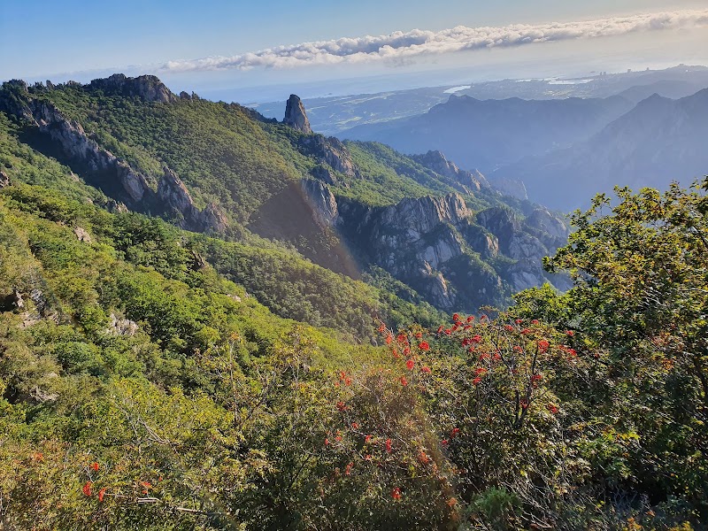 Majestic Peaks of Seoraksan - Seoraksan National Park Seorak District