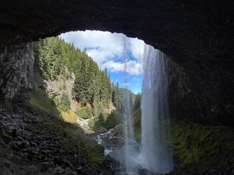 Waterfall Wonderland at Tamanawas Falls - Tamanawas Falls Trailhead