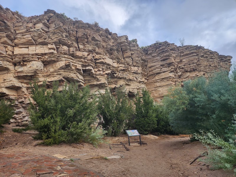 Soothing Waters: Hot Springs Trailhead - Hot Springs Trailhead