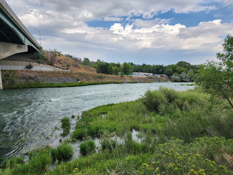 Exploring Shoshone River's Natural Beauty surrounding landscape
