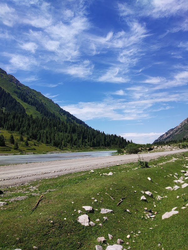 Snowy Serenity: Ushchel'ye Turgen', Kyrgyzstan - Ushchel'ye Turgen' Kyrgyzstan
