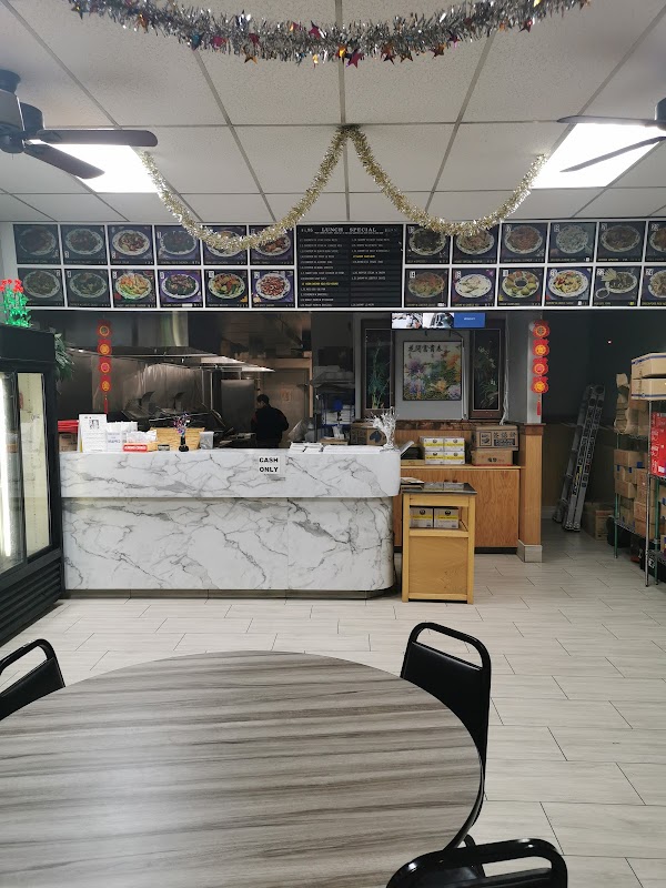 Savoring Local Flavors at Great Wall Chinese Restaurant in Columbus, Ohio surrounding landscape