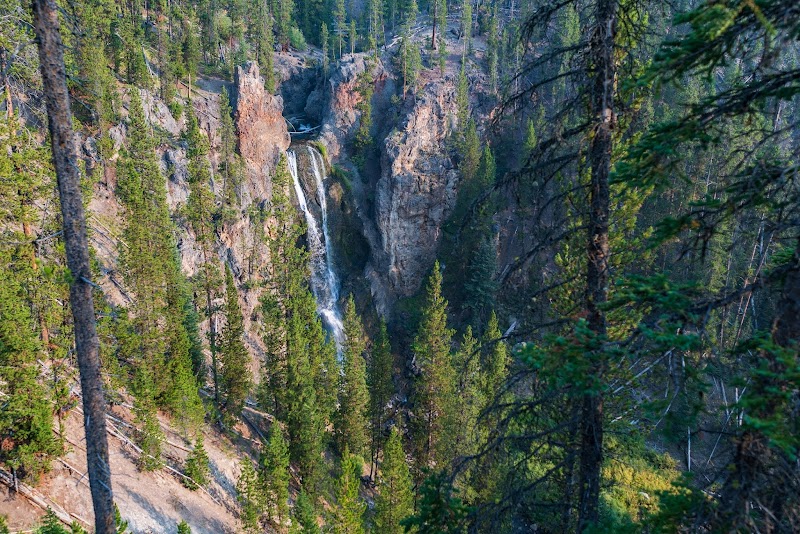 Crystal Falls: Wyoming's Hidden Waterfall Wonder - Crystal Falls