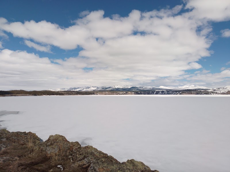 Discover Storm Point Trail's Natural Beauty surrounding landscape