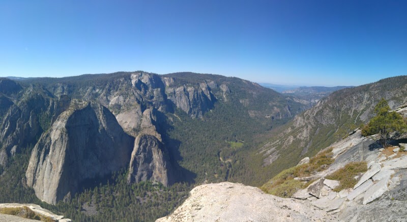 Climbing America's Natural Giant: El Capitan in Yosemite - El Capitan Trail