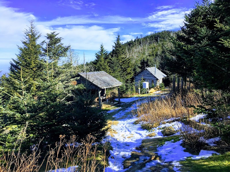 Majestic Peaks: Mount Le Conte, Tennessee - Mount Le Conte