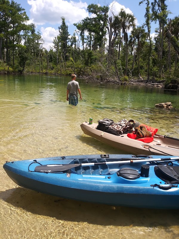 Refreshing Getaway: Pitt and Sylvan Springs surrounding landscape