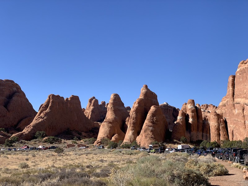 Marvels of Sandstone: Devil's Garden Trail, Moab outdoor detail